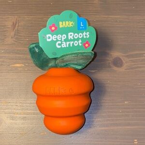 Bark Deep Roots Carrot dog toy